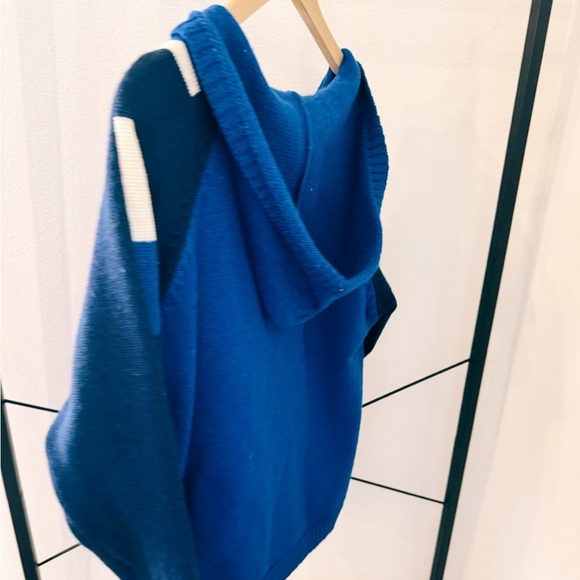 Burton sweater - Picture 4 of 5